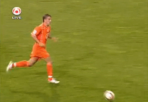 berbatov backheels GIF