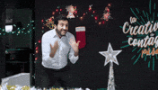saludo enchufetv GIF