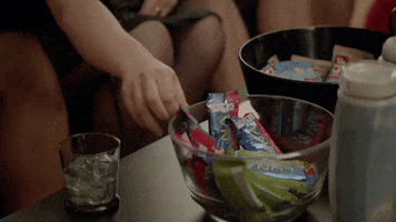 broadcity season 2 episode 5 broad city abbi jacobson GIF