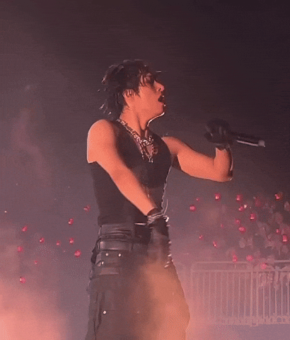 Concert Wolf GIF