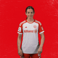 Womens Football GIF by FC Bayern Women