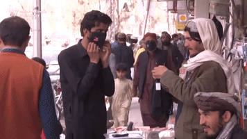 Face Mask Sales Rise in Pakistan After 2 Coronavirus Cases Confirmed in Country