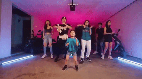 ID8 giphygifmaker GIF