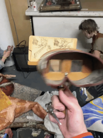 Performance Walking Bread GIF by Alex Boya