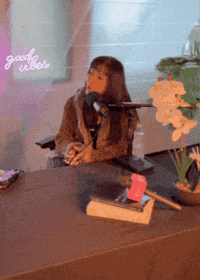 Podcast Interview GIF by reggaetonconlagata