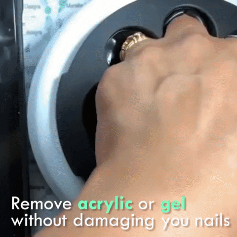 polonaluna giphyupload GIF