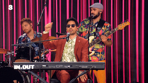 Band Festeggiare GIF by Tv8it