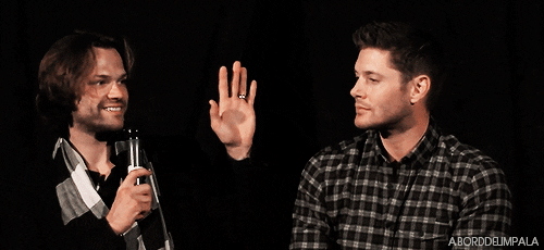 aborddelimpala giphyupload slap jensen ackles jared padalecki GIF