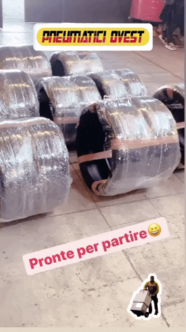 Party Love GIF by Pneumatici Ovest