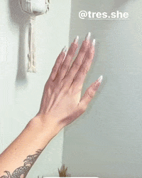 Press On Nails GIF by Trés She