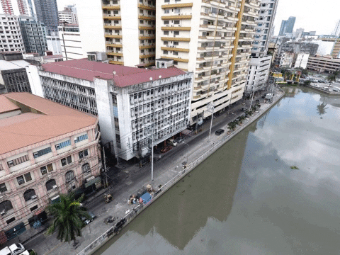 pauloalcazaren giphygifmaker manilamakeover pasigesplanadeescolta GIF