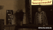wdr spooky hamburg wdr warten GIF