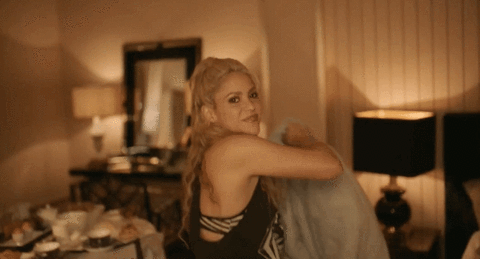 me enamore GIF by Shakira