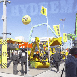 Dumper Bauma GIF by HYDREMA