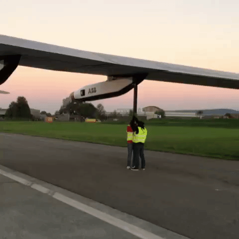 groundcrew GIF by Solar Impulse