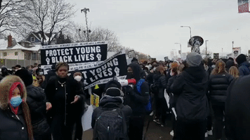 High School Students in St Paul, Minnesota, Walk Out in Protest Over Amir Locke Killing