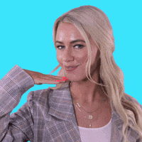 Loren Piretra GIF