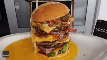 New Zealander Downs 5,000-Calorie 'Quadruple Bypass Burger' in Under 5 Minutes