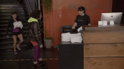 broadcity season 1 episode 1 broad city abbi jacobson GIF