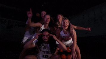 Team Dance GIF by Tommie Athletics