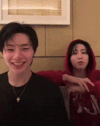 Hanjisung Yang Jeongin GIF