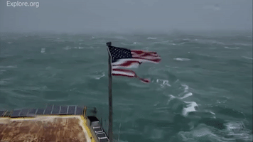 Hurricane Florence Winds Shred US Flag Atop Frying Pan Tower