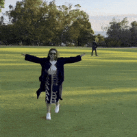 Happy Queen GIF by Rossa Official