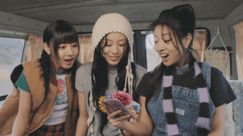 addamakpop giphyupload wow flowers phone GIF