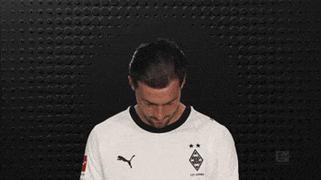 Look Up Borussia Moenchengladbach GIF by Bundesliga