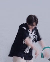 Leo GIF