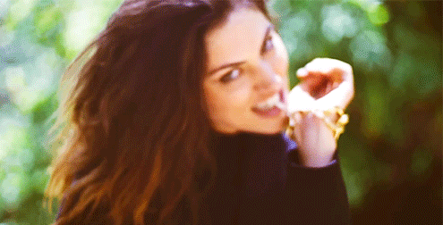 phoebe tonkin GIF