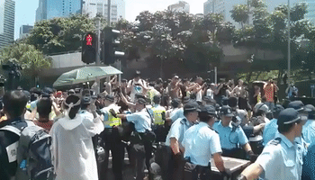 Hong Kong Pro-Democracy Protesters in Standoff With Police
