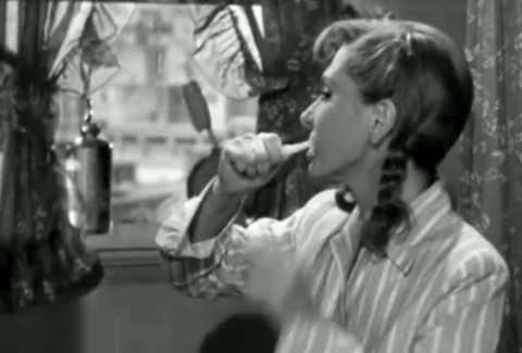 1943 GIF