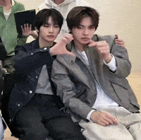 Leo GIF