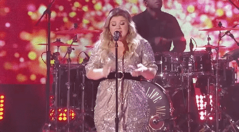 kelly clarkson nyre 2018 GIF by New Year's Rockin' Eve