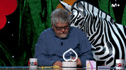 Ilustres Ignorantes Hug GIF by Movistar Plus+