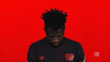 Look Up Bayer Leverkusen GIF by Bundesliga