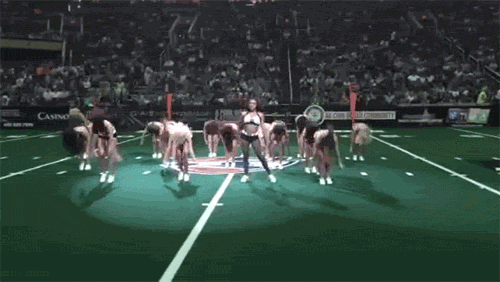 slay werk GIF by Digg