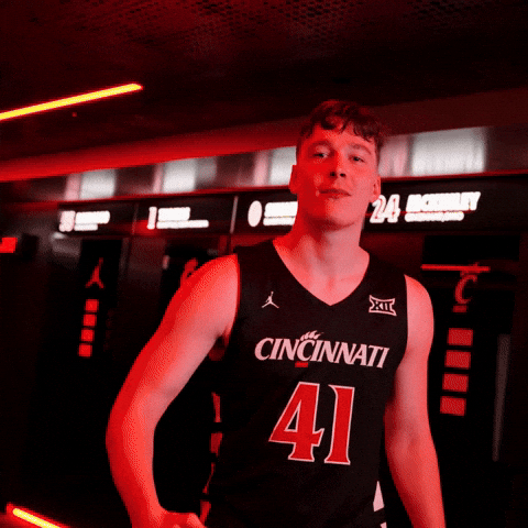 Bearcats Basketball GIF by Cincinnati Bearcats
