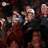 zdf thumbs up daumen hoch zdf listen to me GIF