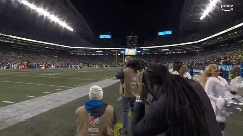 qwantitymedia  GIF