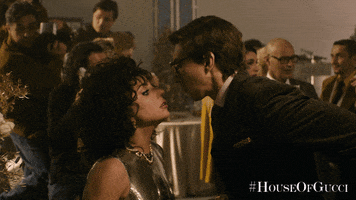 houseofguccimovie movie kiss lady gaga beso GIF