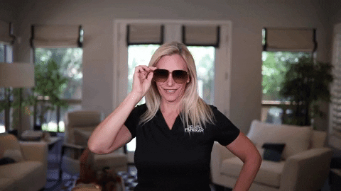Real Estate Glasses GIF by thepanozzoteam
