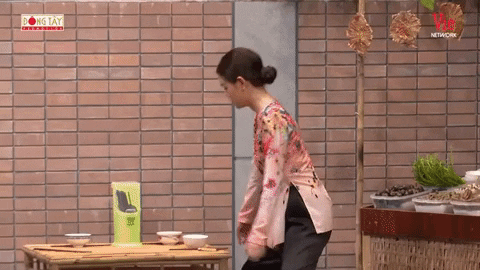 vienewsvn giphyupload GIF