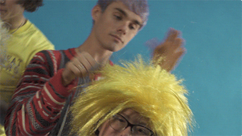 cheveux jaunes