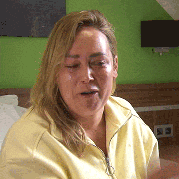 Bed And Breakfast Bb GIF by RTL