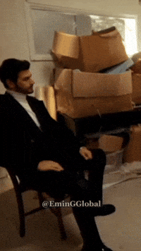 Serio Arafta GIF