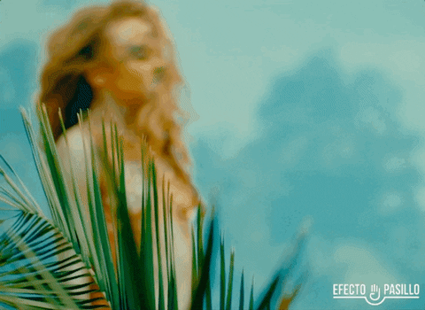 happy efecto pasillo GIF