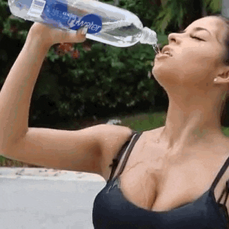 candis cayne s GIF
