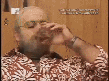 vozdoalem giphygifmaker hermes e renato com brochura GIF